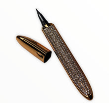 Load image into Gallery viewer, 2 in 1 Eyeliner/ Lash Glue Pen